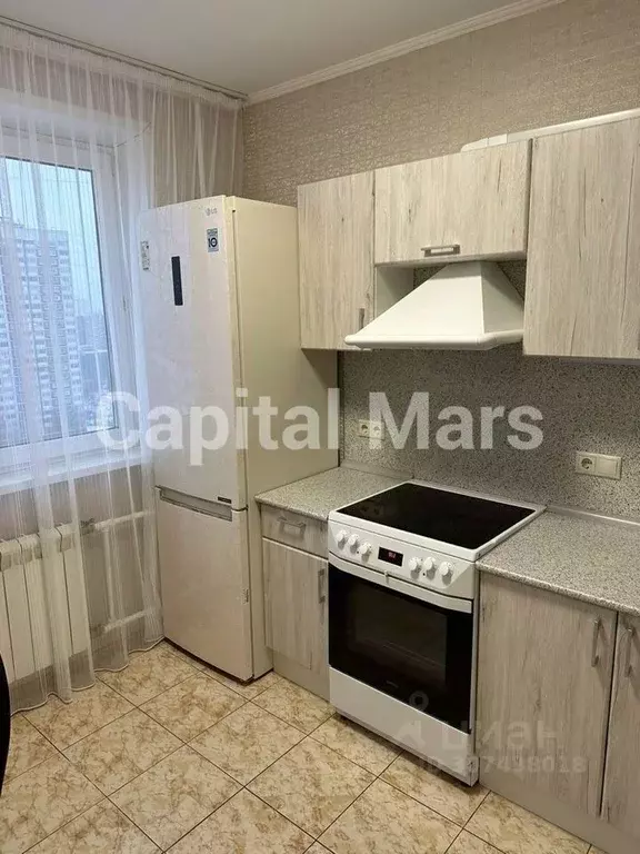 3-к кв. Москва Старобитцевская ул., 21К2 (81.0 м) - Фото 0