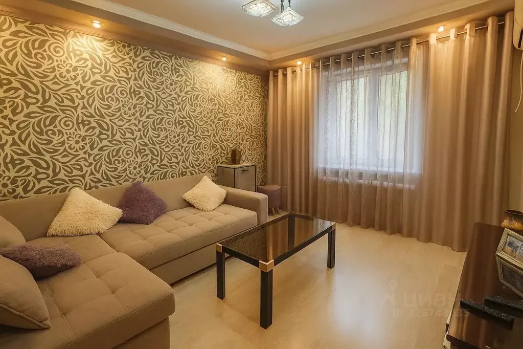 Дом в Краснодарский край, Кропоткин Кавказский район, проезд 33-й ... - Фото 1