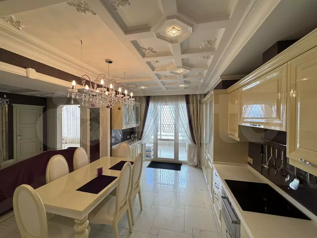 3-к. квартира, 120 м, 18/22 эт. - Фото 0
