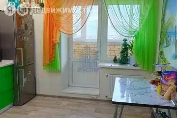 2-комнатная квартира: Чебоксары, улица Ленинского Комсомола, 23к1 ... - Фото 2