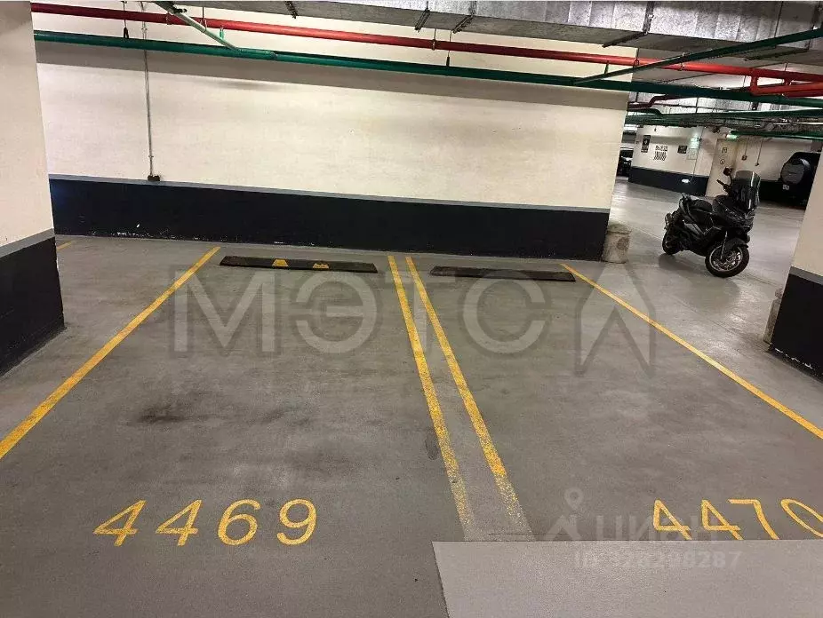 Гараж в Москва наб. Пресненская, 8с1 (18 м) - Фото 1