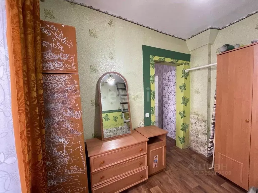 2-к кв. Крым, Симферополь ул. Луначарского (24.7 м) - Фото 0