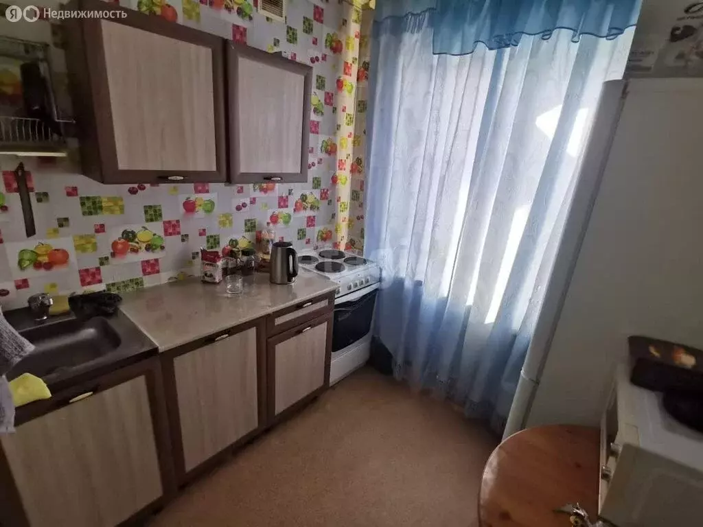 1-комнатная квартира: Петропавловск-Камчатский, улица Пономарёва, 11 ... - Фото 1