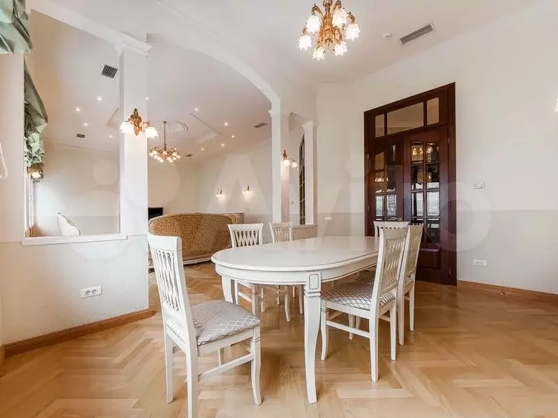 4-к. квартира, 190 м, 7/7 эт. - Фото 1