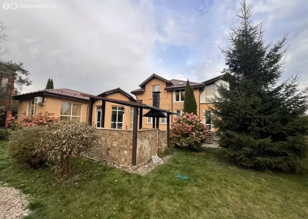 Дом в деревня Фоминское, Берёзовая улица, 56 (391 м) - Фото 1