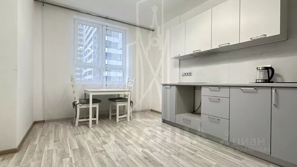 2-к кв. Свердловская область, Екатеринбург ул. Блюхера, 42 (54.8 м) - Фото 2