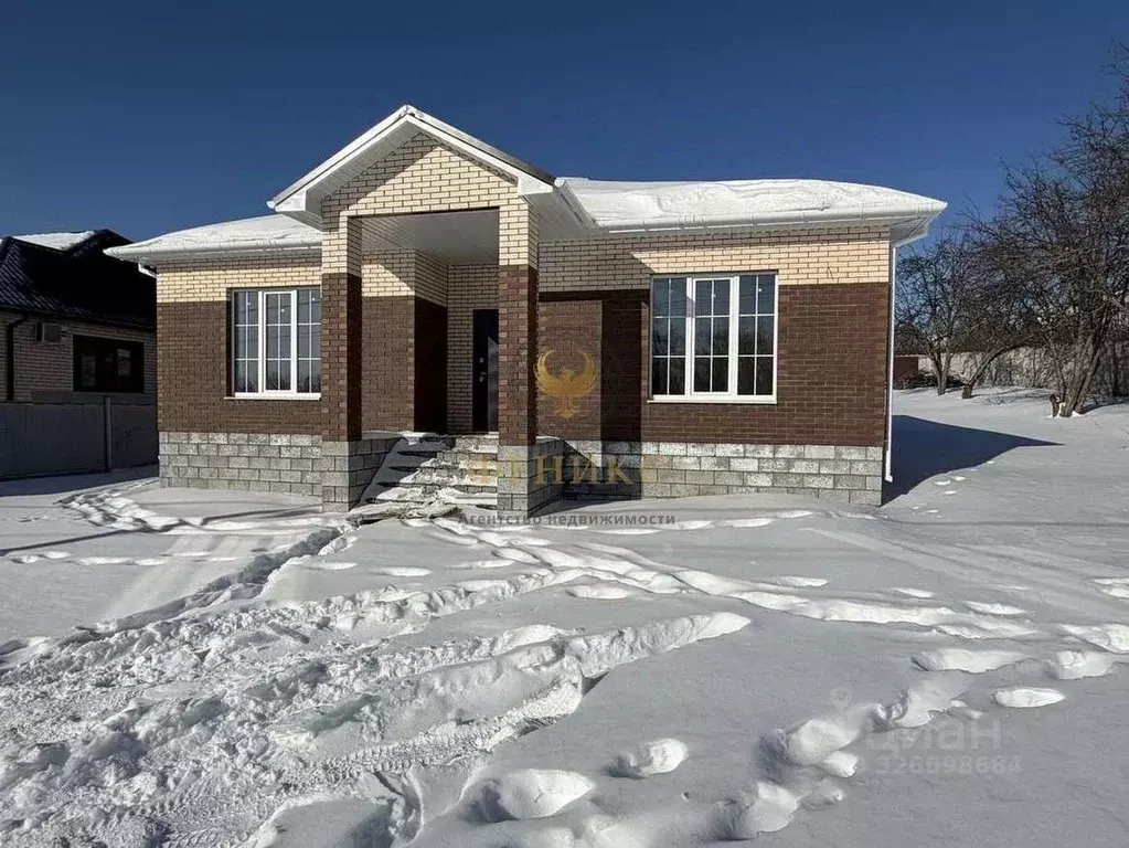 Дом в Белгородская область, Белгородский район, Тавровское с/пос, с. ... - Фото 1