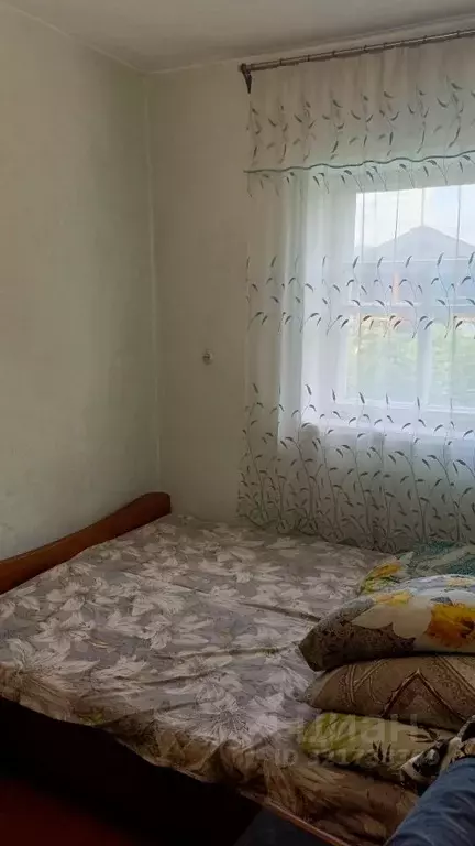 Дом в Кемеровская область, Мыски пос. Карчит, ул. Чайковского (56 м) - Фото 1