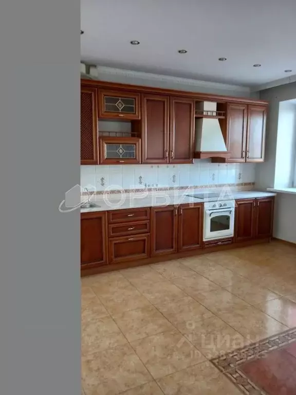 3-к кв. Тюменская область, Тюмень ул. Шиллера, 46к3 (137.0 м) - Фото 2