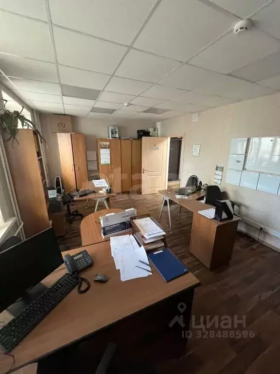 Офис в Тверская область, Тверь ул. Зинаиды Коноплянниковой, 17к1 (162 ... - Фото 2