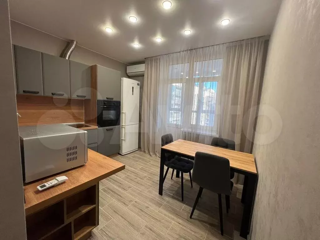 1-к. квартира, 40 м, 16/18 эт. - Фото 1