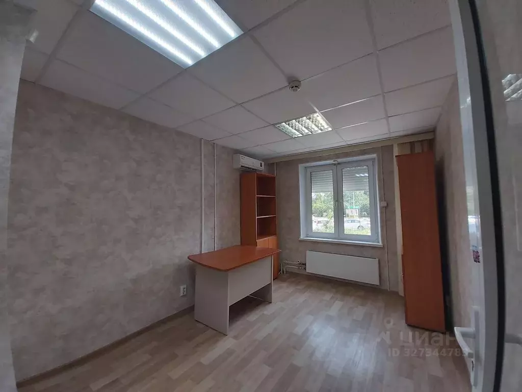 Офис в Челябинская область, Челябинск ул. Ворошилова, 12а (130 м) - Фото 1