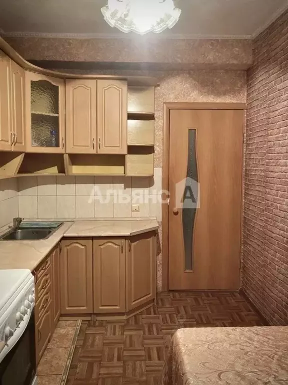 Комната Ростовская область, Новошахтинск ул. Либкнехта, 11 (43.5 м) - Фото 1