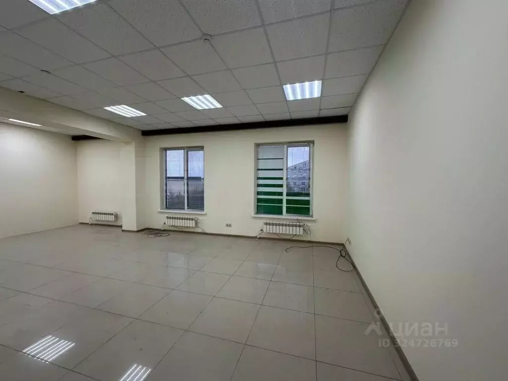 Помещение свободного назначения в Татарстан, Набережные Челны ... - Фото 1