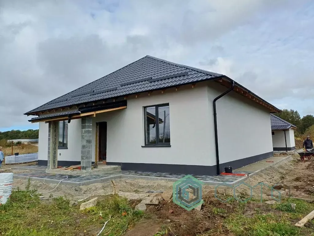 Дом в Калининградская область, Гурьевский муниципальный округ, пос. ... - Фото 1