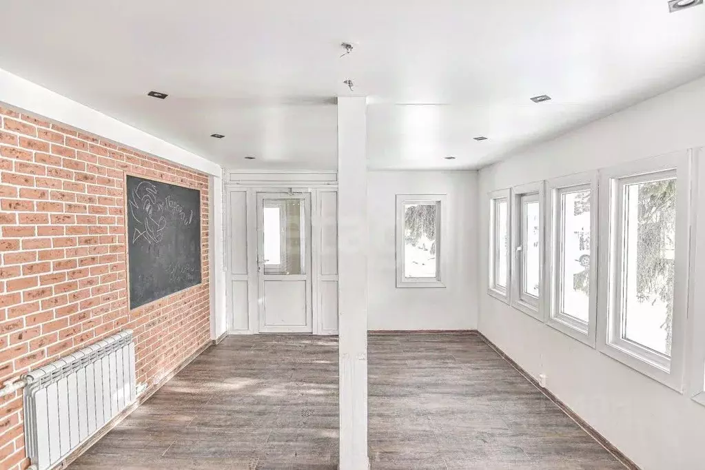 Помещение свободного назначения в Сахалинская область, Южно-Сахалинск ... - Фото 2