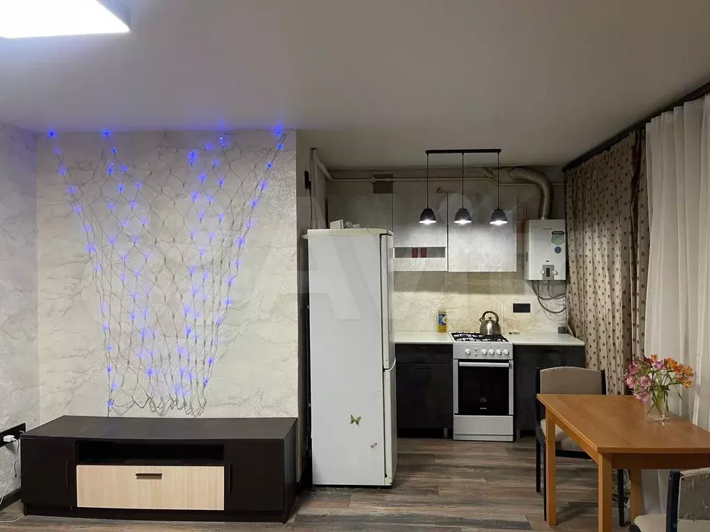 2-к. квартира, 42 м, 4/5 эт. - Фото 1