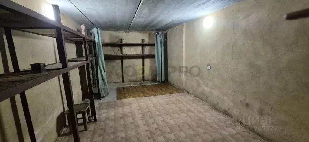 Гараж в Саратовская область, Саратов Кузнечная ул., 2 (21 м) - Фото 1