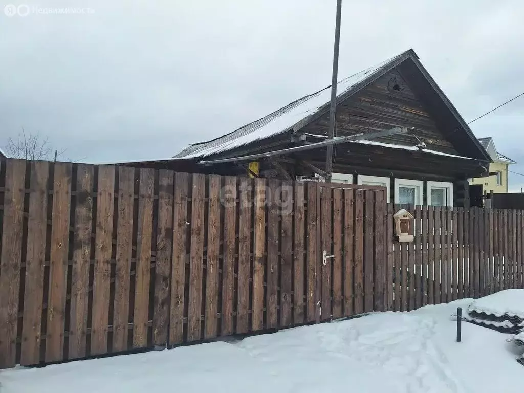 Дом в Горноуральский городской округ, посёлок Черноисточинск, улица ... - Фото 1