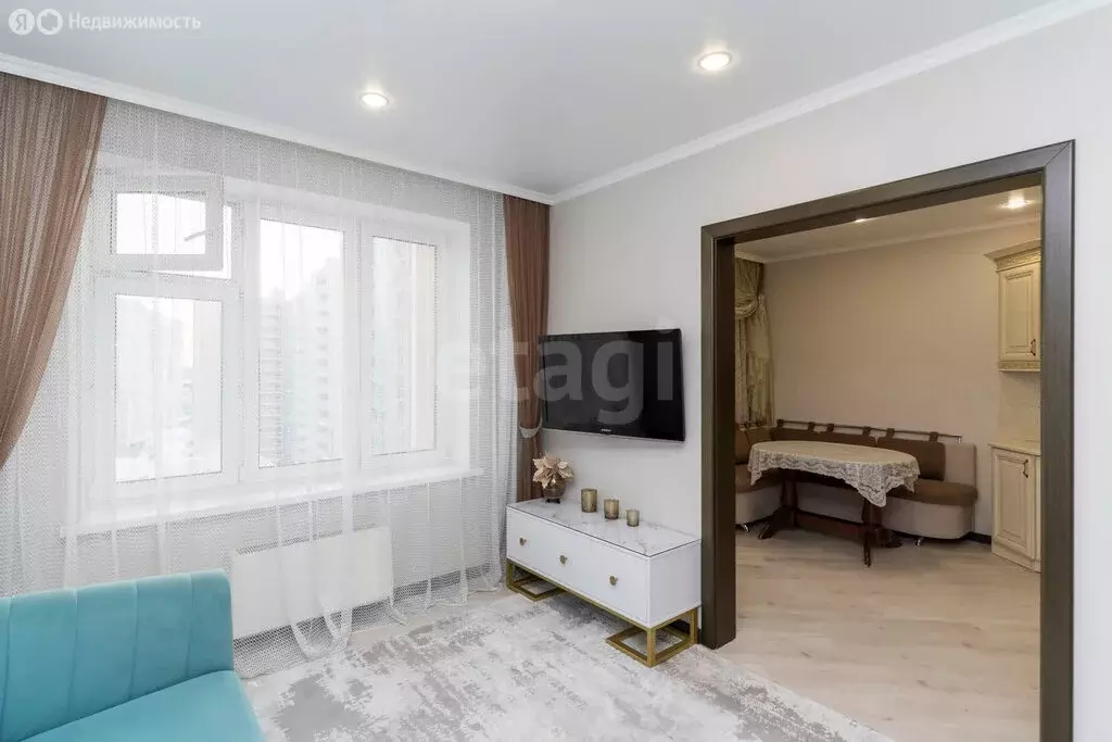 3-комнатная квартира: Тюмень, улица Николая Фёдорова, 17 (71.9 м) - Фото 2