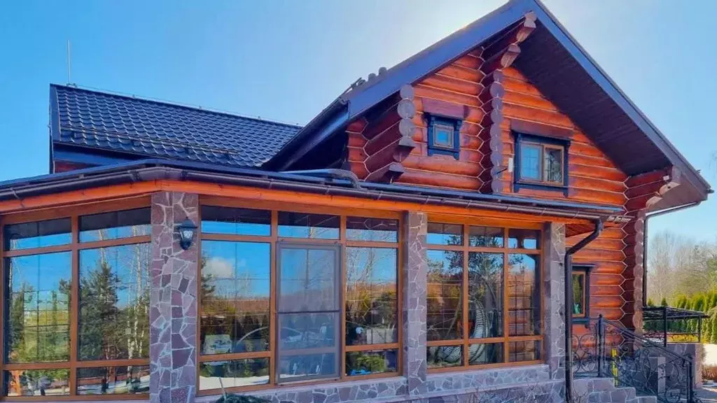 Дом в Псковская область, Печорский муниципальный округ, д. Вишняково  ... - Фото 1