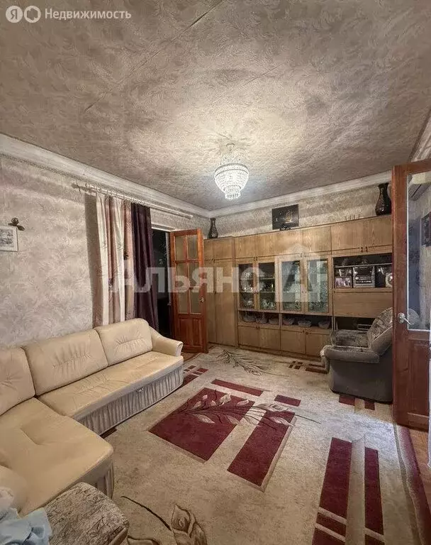 3-комнатная квартира: Шахты, переулок Черенкова, 19 (62 м) - Фото 1