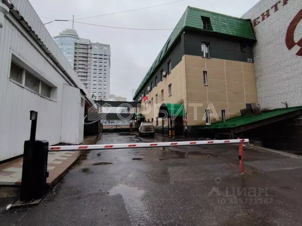 Офис в Тюменская область, Тюмень ул. 50 лет Октября, 6 (500 м) - Фото 1