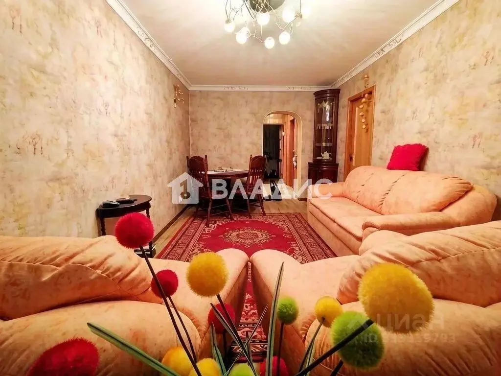 3-к кв. Белгородская область, Белгород ул. Макаренко, 4а (62.89 м) - Фото 1