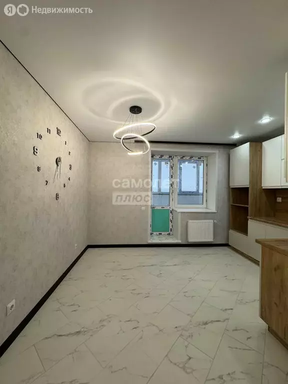 3-комнатная квартира: Новочебоксарск, улица Воинов-Интернационалистов, ... - Фото 2