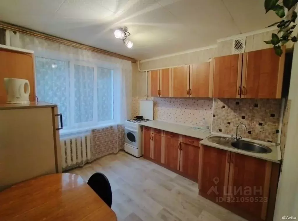 1-к кв. Самарская область, Сызрань ул. Володарского, 12 (30.1 м) - Фото 1