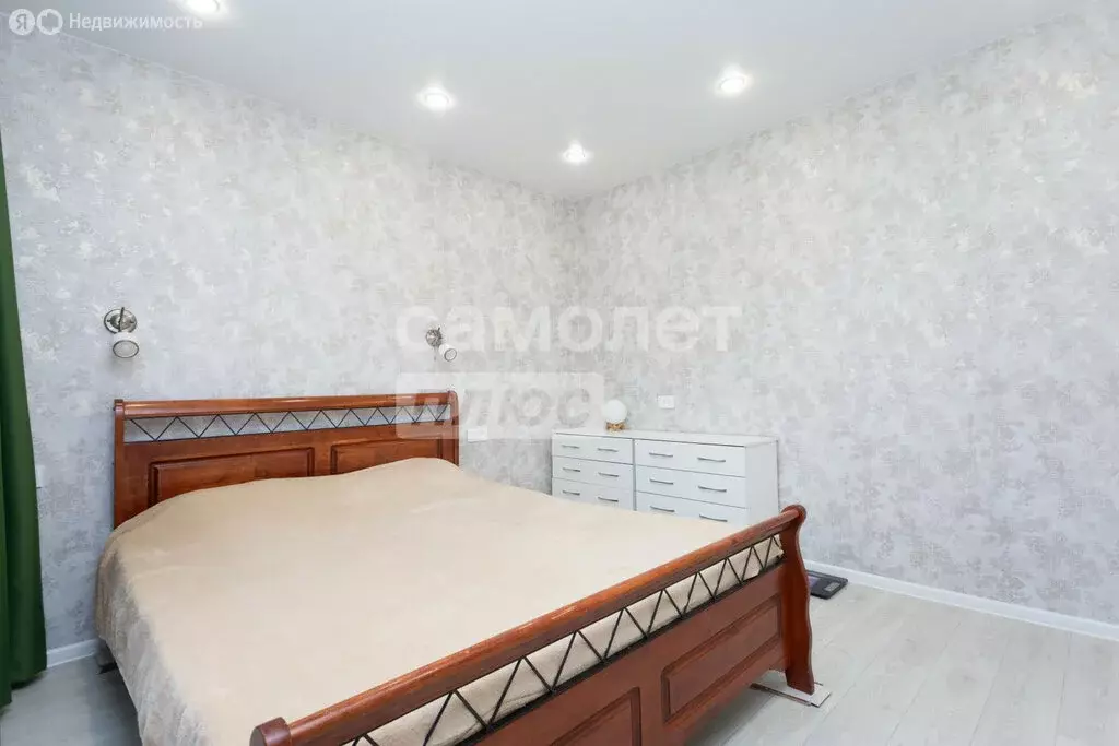 4-комнатная квартира: Благовещенск, улица Василенко, 13 (70.9 м) - Фото 1