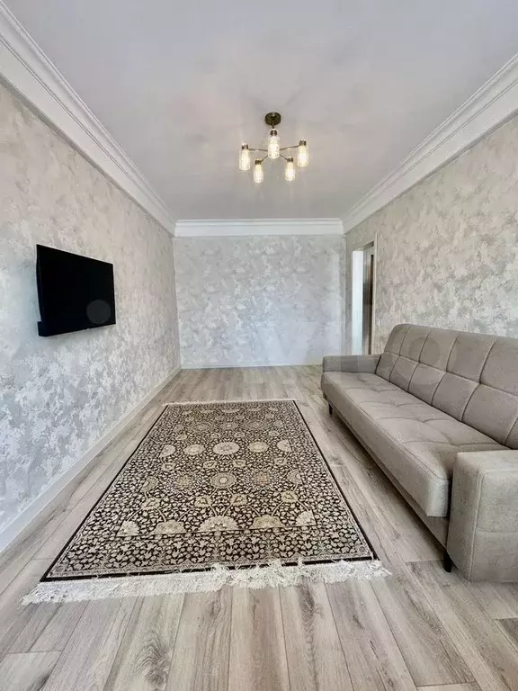 1-к. квартира, 45 м, 6/10 эт. - Фото 1