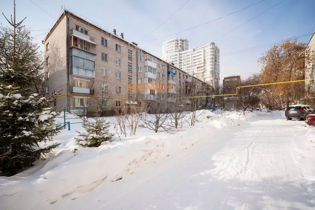 3-к кв. Свердловская область, Екатеринбург пер. Трактористов, 5 (58.4 ... - Фото 2