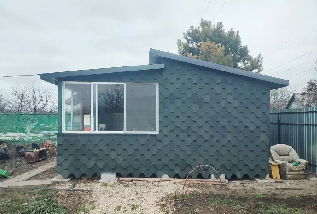 Дом в Саратовская область, Балаково Цемент СНТ,  (40 м) - Фото 1