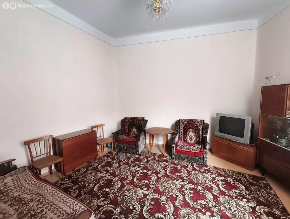 2-комнатная квартира: Владикавказ, улица Кирова, 70 (29.1 м) - Фото 1