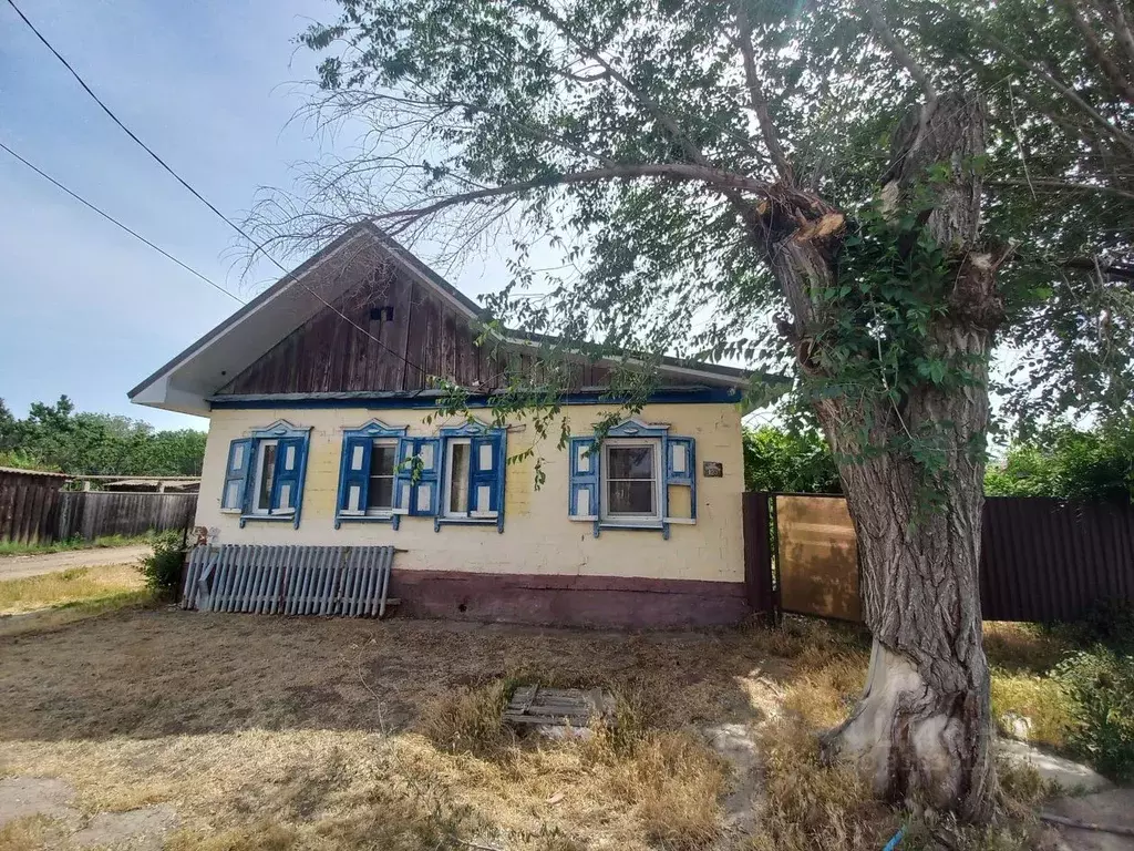 Дом в Астраханская область, Камызяк ул. Пушкина, 123 (55 м) - Фото 0