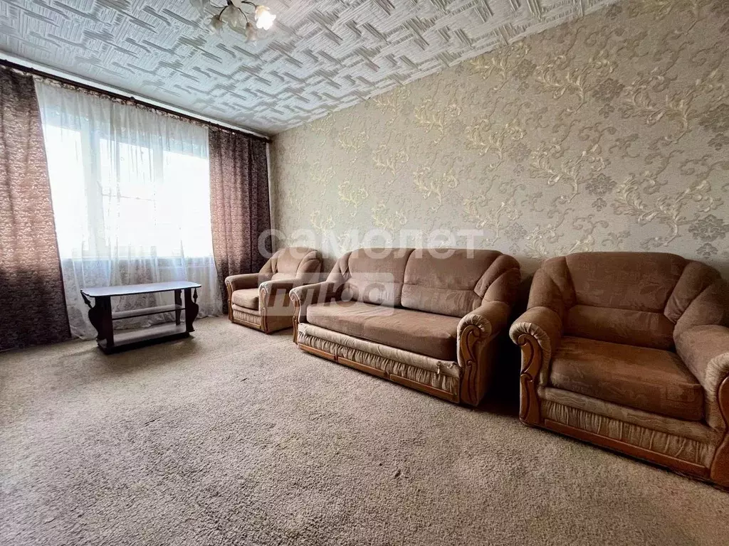 3-к кв. Новгородская область, Великий Новгород ул. Кочетова, 15к1 ... - Фото 0