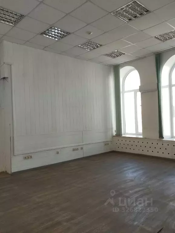 Офис в Саратовская область, Саратов Московская ул., 59 (47 м) - Фото 2