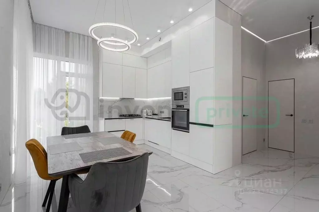 Дом в Калининградская область, Калининград Поселковая ул. (255 м) - Фото 1