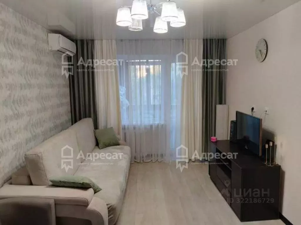 2-к кв. Волгоградская область, Волгоград ул. Курчатова, 8 (41.7 м) - Фото 1