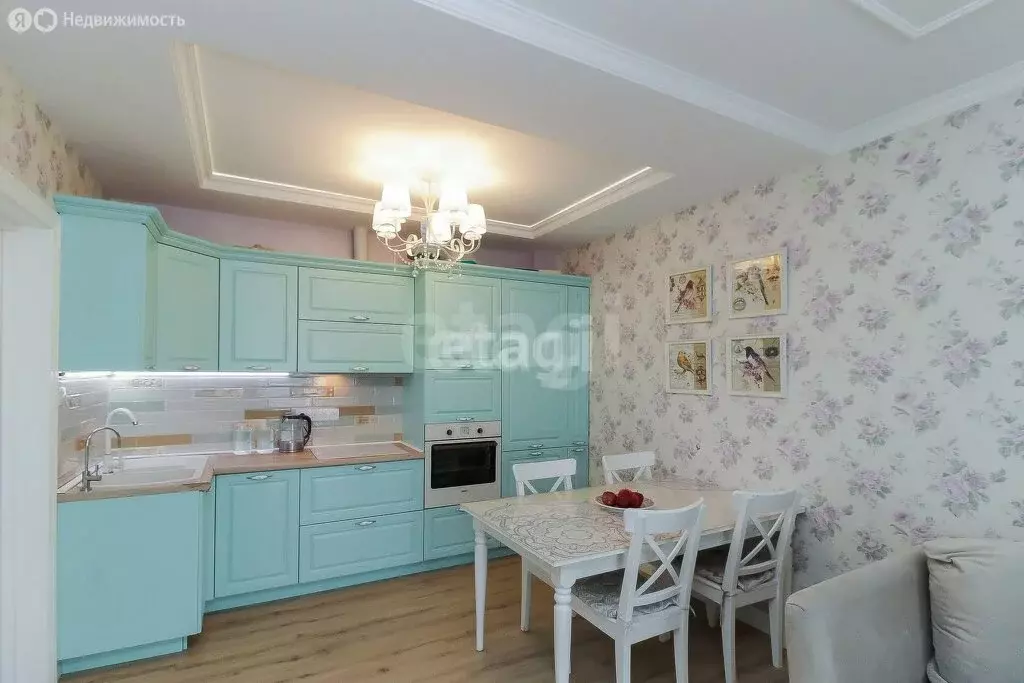 2-комнатная квартира: Тюмень, улица Василия Подшибякина, 19 (61.5 м) - Фото 1