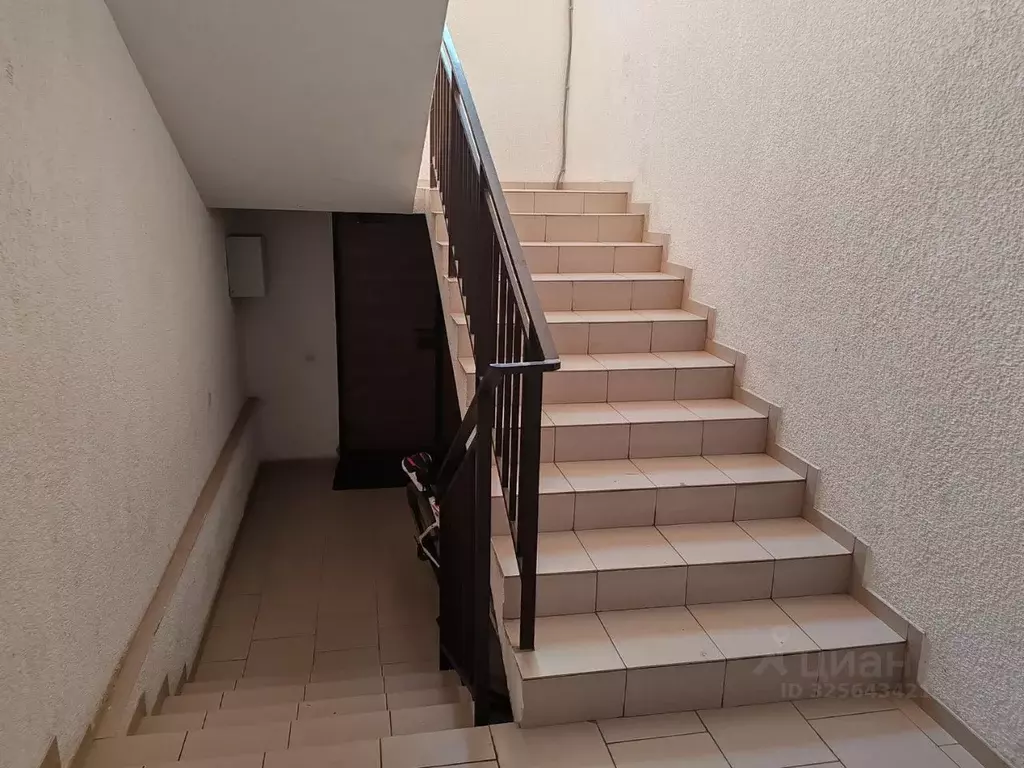 1-к кв. Краснодарский край, Абинск Красная ул. (36.9 м) - Фото 2