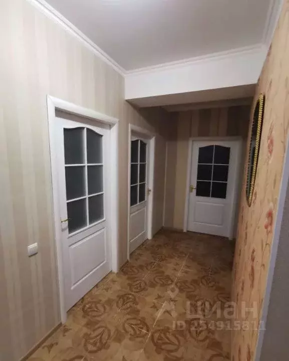 3-к кв. Крым, Симферополь ул. Караманова, 3 (90.0 м) - Фото 2