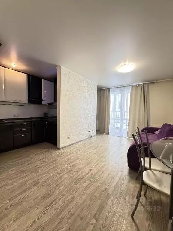 Студия Тюменская область, Тюмень ул. Ю.-Р.Г. Эрвье, 24к2 (30.0 м) - Фото 1