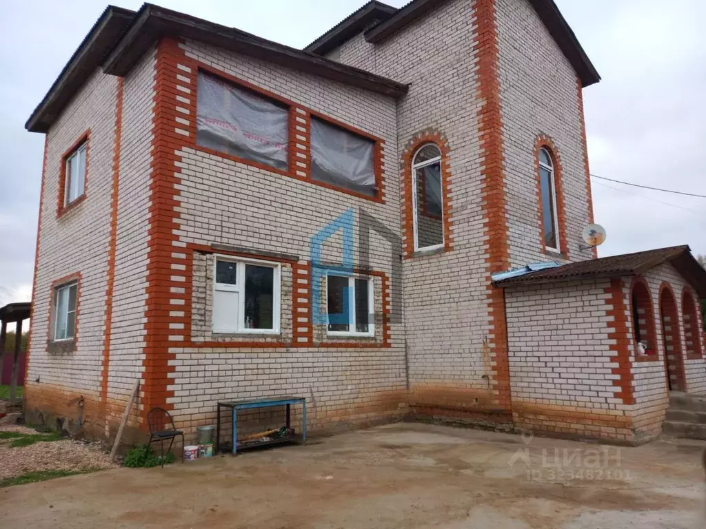 Коттедж в Московская область, Клин городской округ, д. Лаврово ул. ... - Фото 1