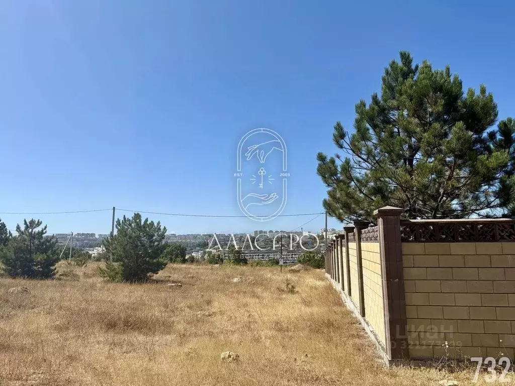 Участок в Севастополь ул. Пулеметчика Андреева, 12 (10.0 сот.) - Фото 2