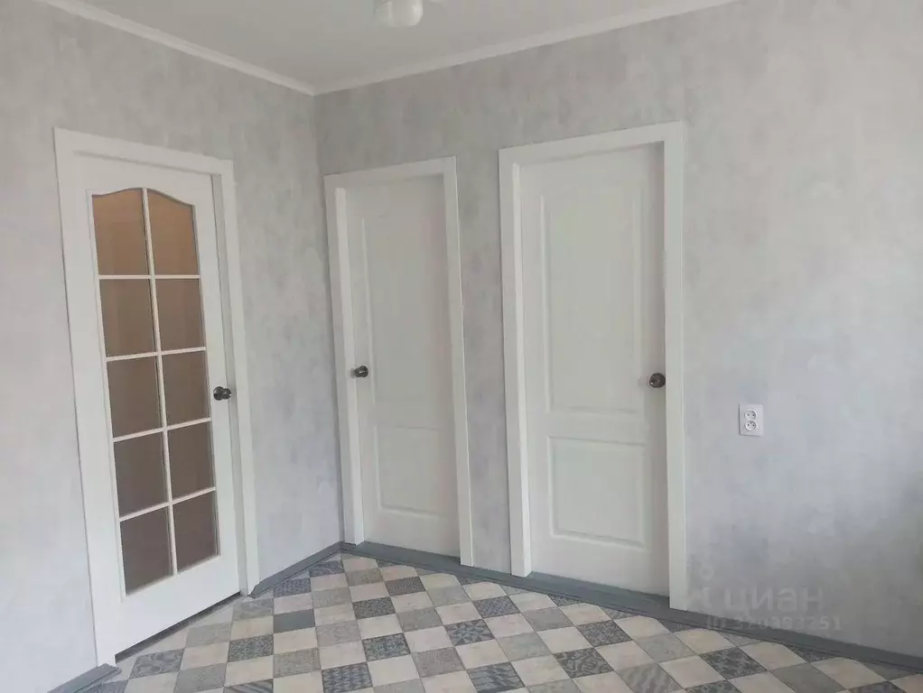 2-к кв. Крым, Симферопольский район, с. Мирное ул. Стадионная, 19 ... - Фото 1