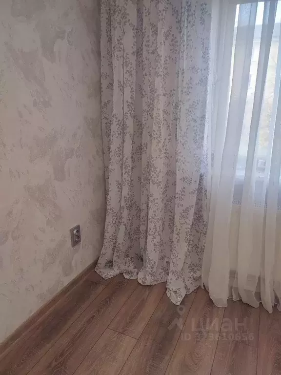 2-к кв. Калининградская область, Калининград Земельная ул., 23 (42.0 ... - Фото 2