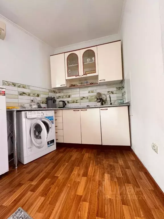 Гараж в Краснодарский край, Туапсинский муниципальный округ, с. ... - Фото 1