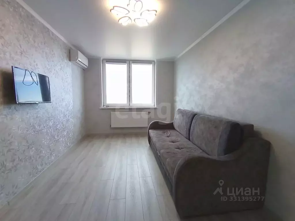 1-к кв. Саратовская область, Энгельс ул. Пушкина, 85 (37.9 м) - Фото 1